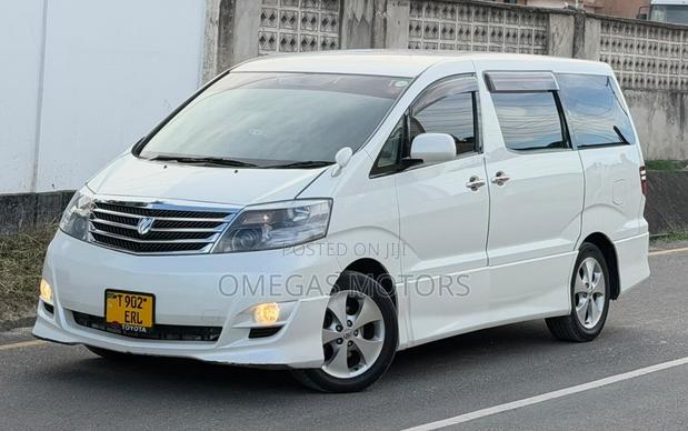 Toyota Alphard 2.4 Petrol FWD 2005 Pearl