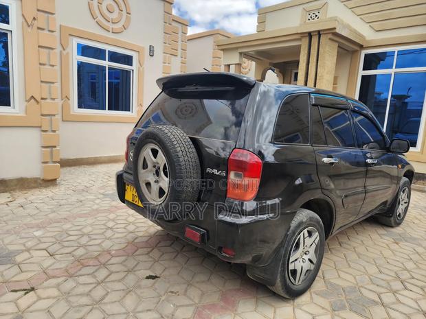 Toyota RAV4 2005 Black
