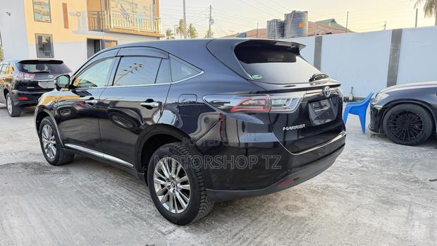 Toyota Harrier 2.0 2014 Purple