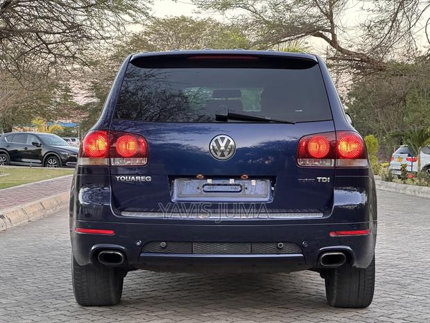 Volkswagen Touareg 2008 Blue