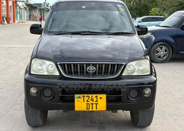 Toyota Cami 2012 Black