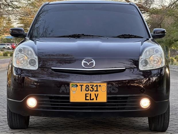 Mazda Verisa 2006 Burgundy