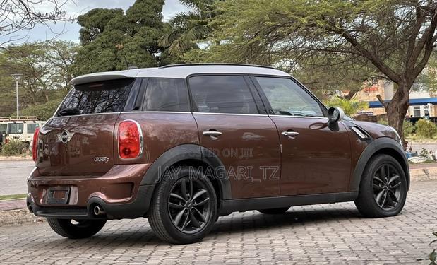 Mini Cooper 2013 Brown
