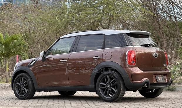 Mini Cooper 2013 Brown