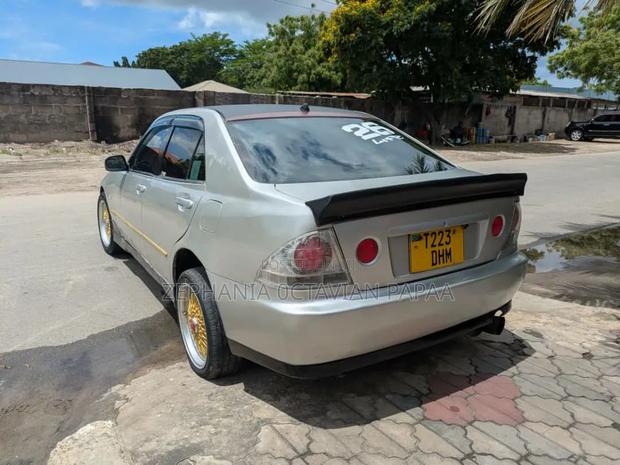 Toyota Altezza 2004 Silver