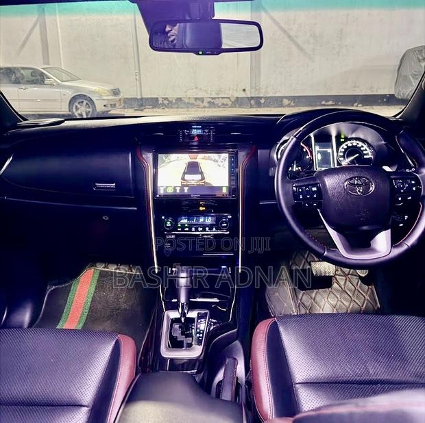 Toyota Fortuner 2.8 D AWD 2022 Matt Black