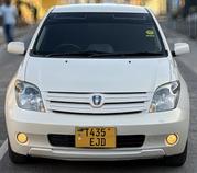 Toyota IST 2006 White for sale