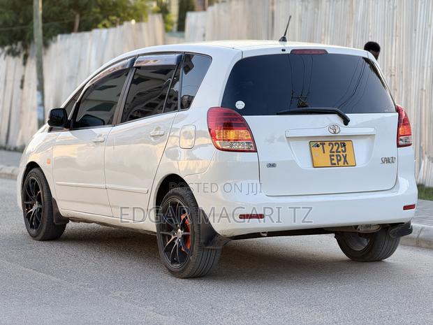 Toyota Corolla Spacio 2005 White