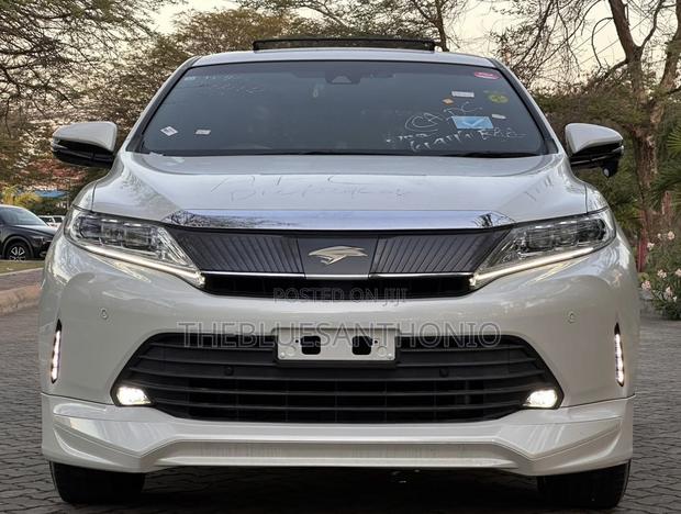 Toyota Harrier 2019 Pearl