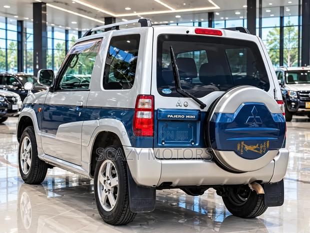 Mitsubishi Pajero 2001