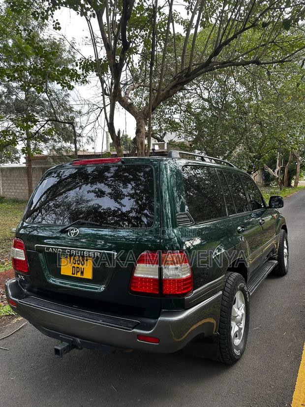 Toyota Land Cruiser 100 VX 4.2 4x4 2005 Green