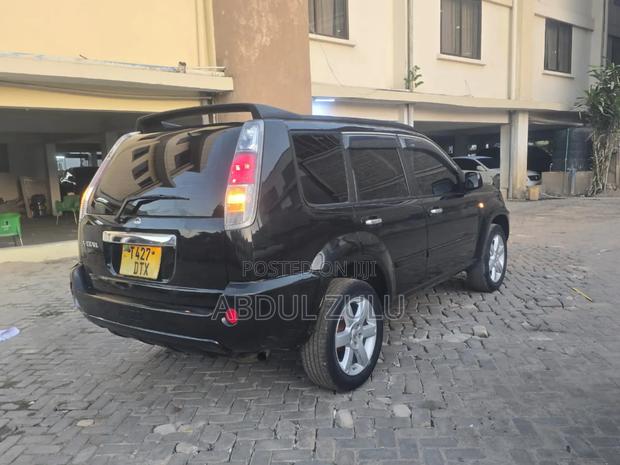 Nissan X-Trail 2005 Black