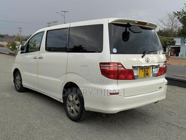 Toyota Alphard 2007 White