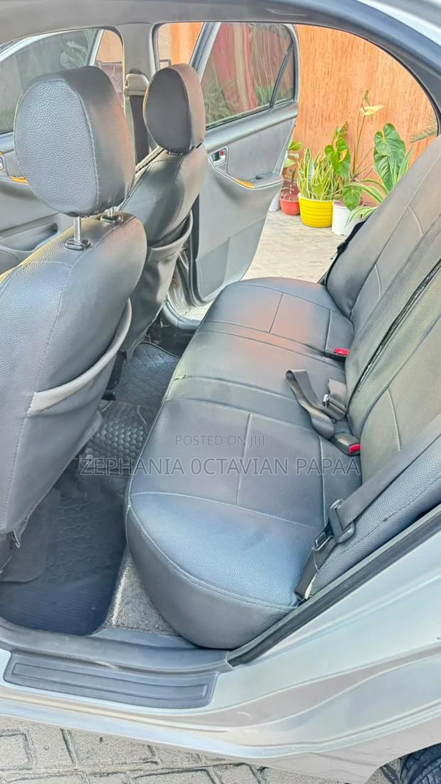 Toyota Corolla 2005 Silver
