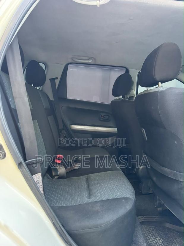 Toyota IST 2006 White