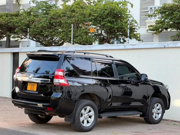 Toyota Land Cruiser Prado 2015 Black