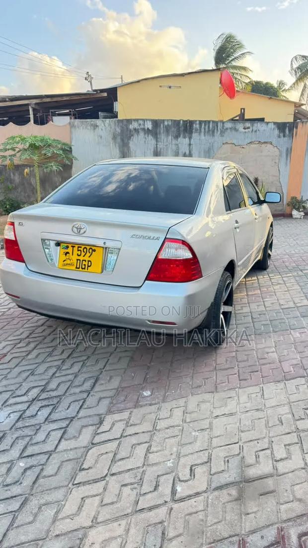 Toyota Corolla 2005 Silver