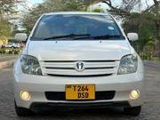 Toyota IST 2004 White for sale