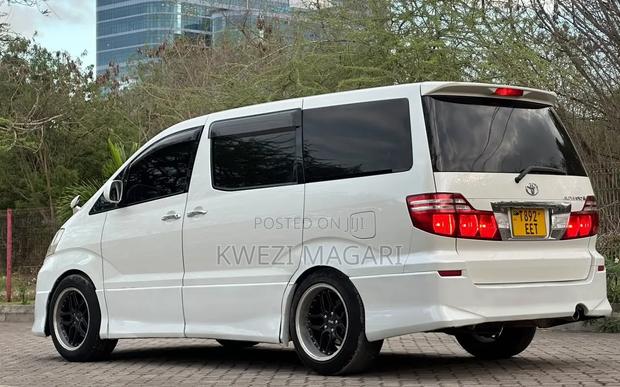 Toyota Alphard 2006 White