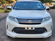 Toyota Harrier 2018 White for sale