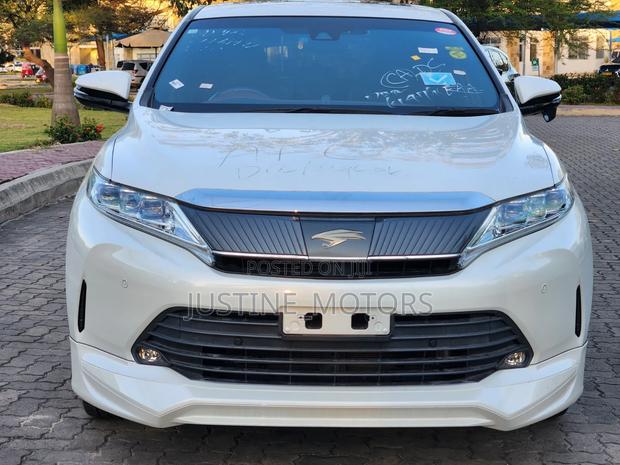Toyota Harrier 2018 White