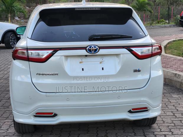 Toyota Harrier 2018 White