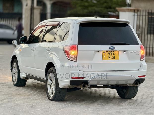Subaru Forester 2009 White