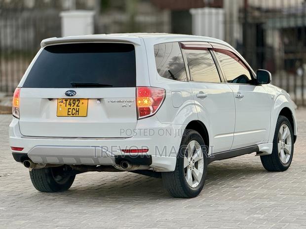 Subaru Forester 2009 White