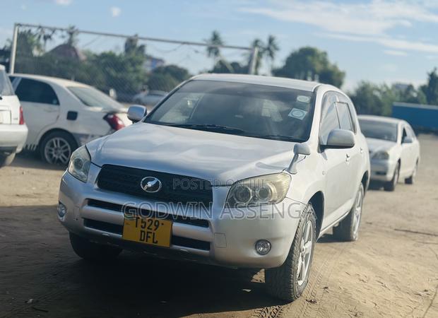 Toyota RAV4 2004 Silver