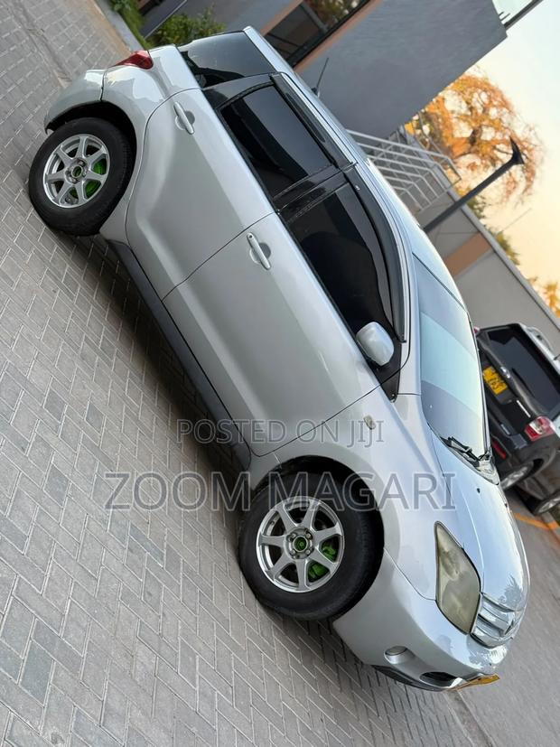 Toyota IST 2003 Silver