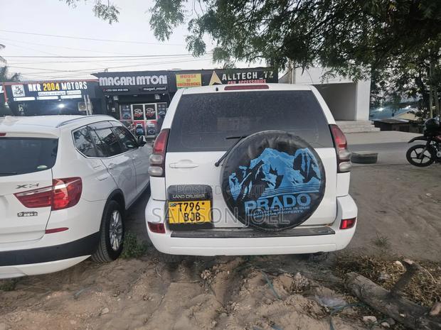 Toyota Land Cruiser Prado 2008 White