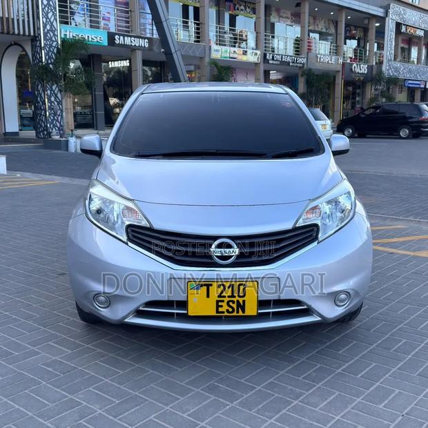 Nissan Note 2014 Silver