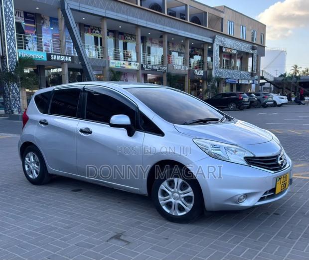 Nissan Note 2014 Silver