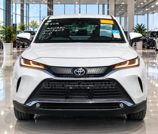 Toyota Harrier 2023 White