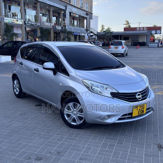 Nissan Note 2014 Silver