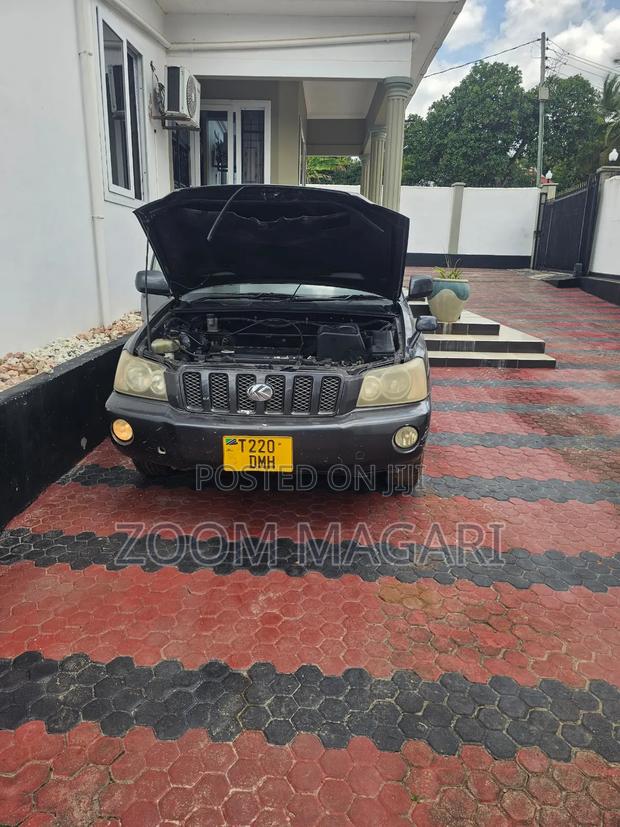 Toyota Kluger 2001 Black