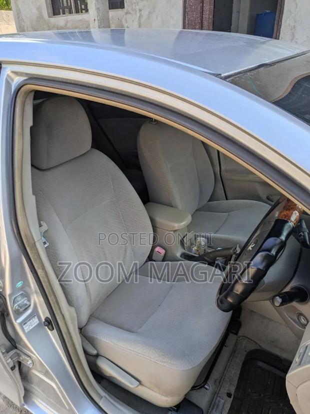 Toyota Axio 2006 Silver