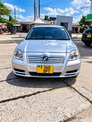 Toyota Avensis 2003 Silver for sale