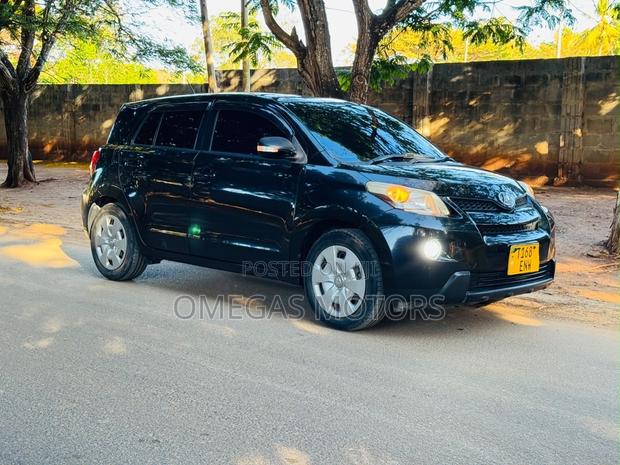 Toyota IST 2009 Black