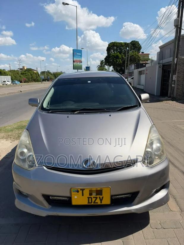 Toyota Wish 2003 Gray