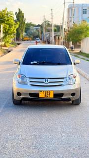 Toyota IST 2003 Silver for sale