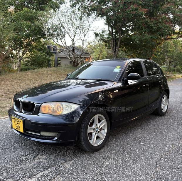 BMW 1 Series 2010 Black