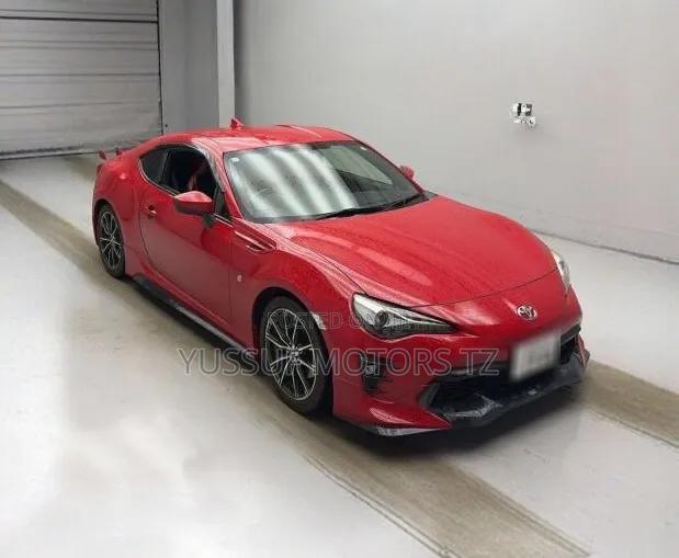 Toyota GT86 GT 2017 Red