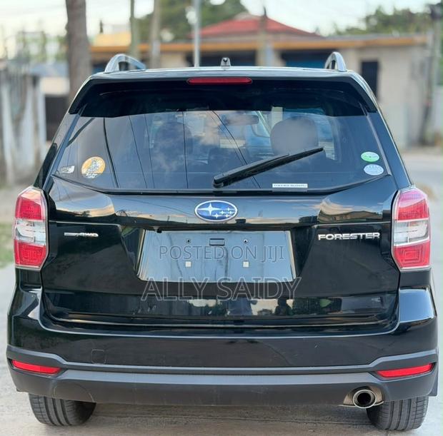 Subaru Forester 2.0XT Premium 4dr SUV AWD (2.0L 4cyl Turbo CVT) 2014