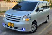 Toyota Noah 2008 Silver for sale
