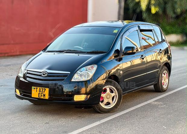 Toyota Corolla Spacio 2004 Black