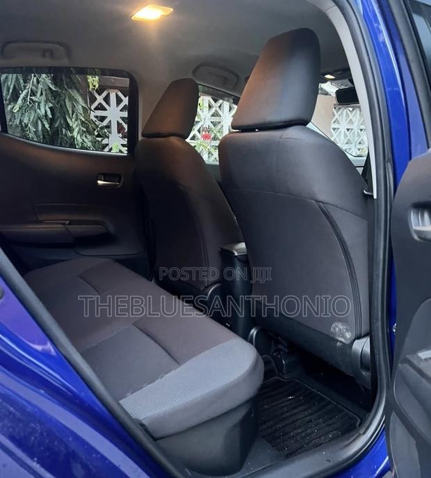 Toyota Aqua 2024 Blue