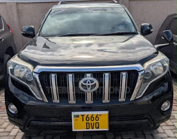 Toyota Land Cruiser Prado 2016 Black