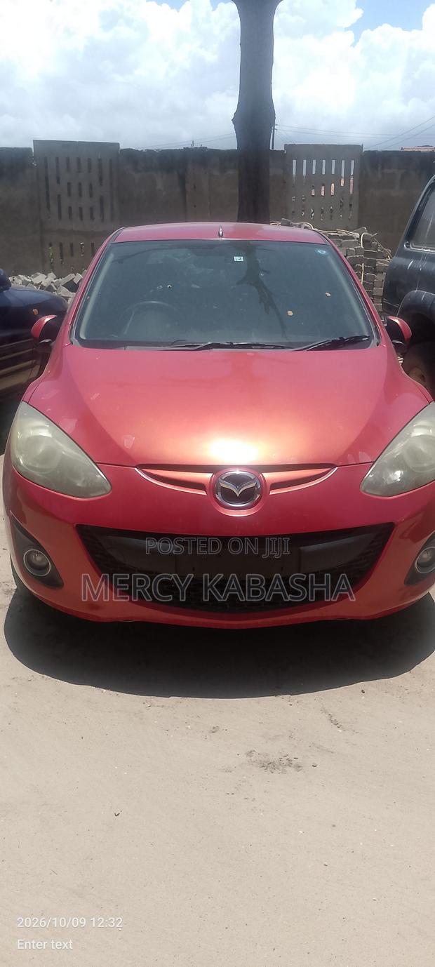 Mazda Demio 2016 Red