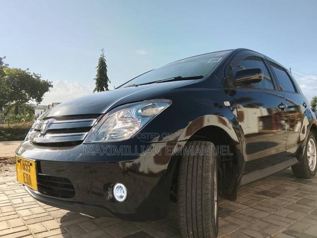 Toyota IST 2005 Silver